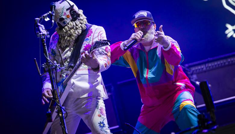 Limp Bizkit hizo vibrar Buenos Aires y un fan se robó la noche arriba del escenario