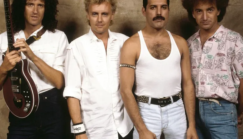 Queen sorprende en Navidad: Brian May anunció una canción inédita grabada en 1974