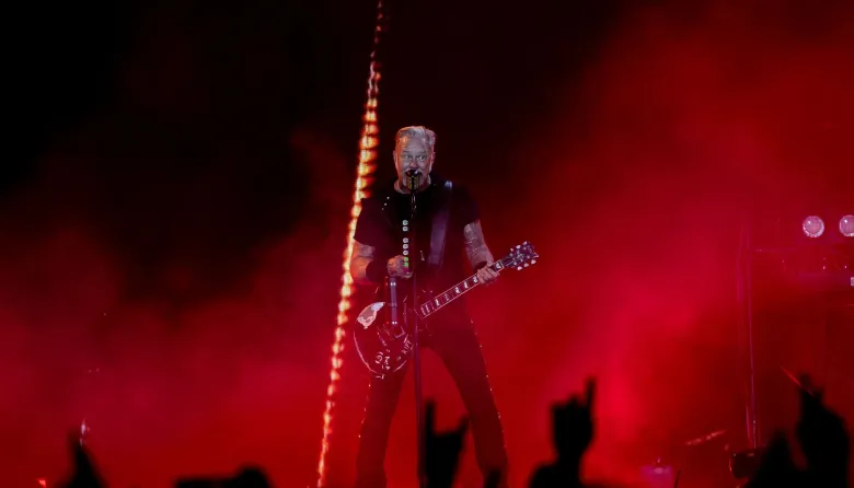 James Hetfield sorprende con una narración navideña lejos del metal