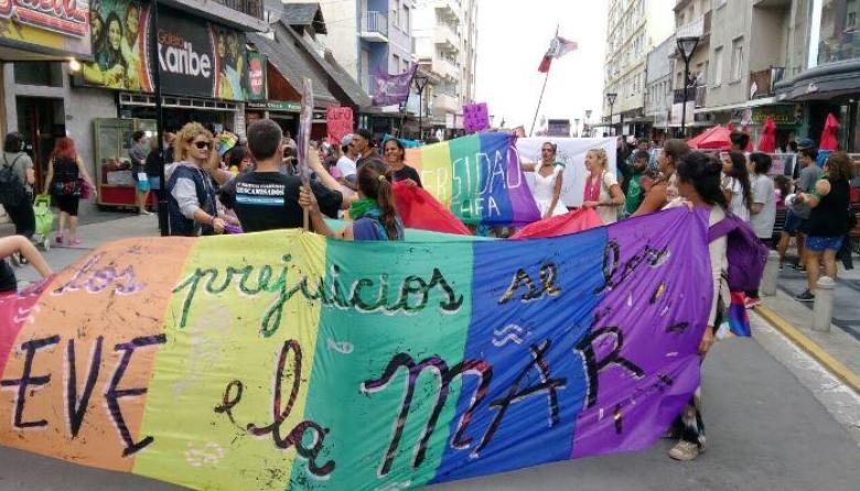 "Este año la Marcha del Orgullo coincide con la marcha antiracista y antifascista"