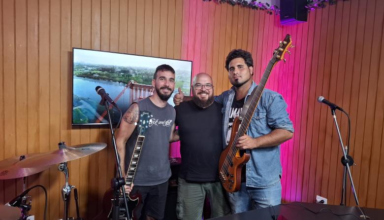 Rockeamos en Carnaval con Colmado