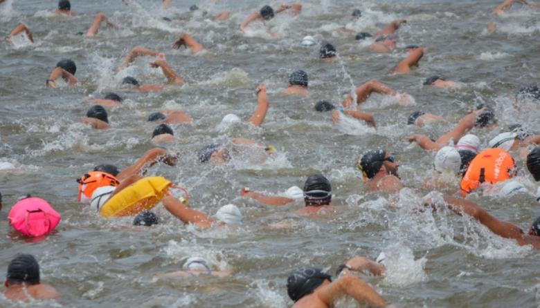 Sudestada, el desafío acuático en el mar