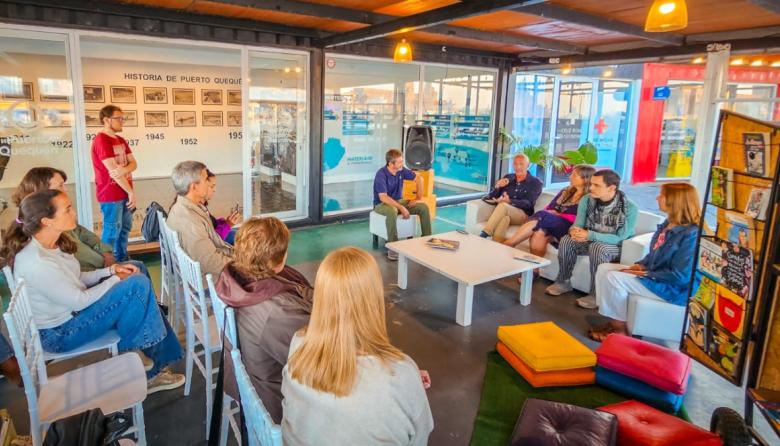 Vuelve la "Biblioteca de Bolsillo sobre Rueda" con "una tarde de manga”