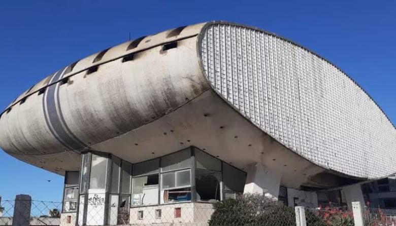 El municipio y el Colegio de Martilleros avanzan con la subasta del Teatro Auditórium