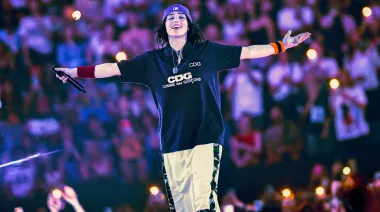 Billie Eilish presenta el tráiler de “Hit Me Hard and Soft: The Tour (Live in 3D)”