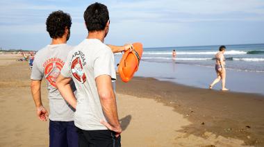 “El mar estuvo muy peligroso y hubo muchos rescates”, advirtieron desde la Asociación de Guardavidas