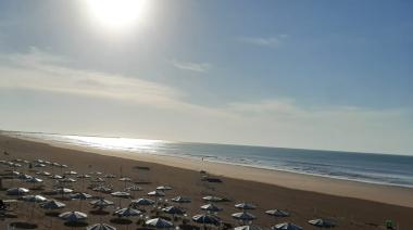 Pronóstico: Mayormente despejado y caluroso