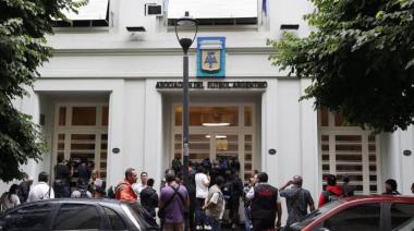 Crece el escándalo en el fútbol: la fiscal pide investigar a los 17 clubes allanados por lavado de dinero