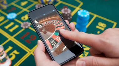 Los sitios de juego online habilitados deberán implementar la identificación biométrica