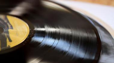 30 discos legendarios que cumplen 50 años en 2026: del rock clásico al heavy metal