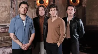 Arctic Monkeys publicará su primera canción en cuatro años