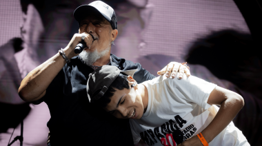 Kapanga y Milo J unen generaciones en “No me sueltes” en vivo