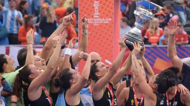 Las Leonas vencieron a Países Bajos en los penales australianos y conquistaron su tercer Mundial