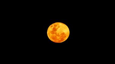 Eclipse lunar en Argentina: la Luna quedará casi totalmente cubierta y se teñirá de rojo