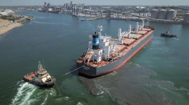 Puerto Quequén paralizado por un conflicto gremial
