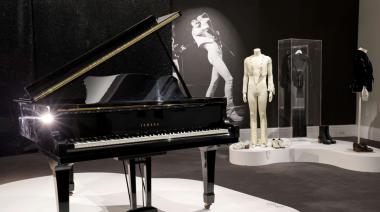 El piano que Freddie Mercury usó para crear éxitos de Queen sale a subasta: cuánto cuesta