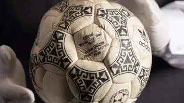 Subastaron la pelota de Diego Maradona contra Inglaterra en México 86: pagaron una fortuna
