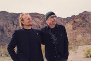 U2 compartió la actuación completa de Bono y The Edge tras recibir el Woody Guthrie Prize