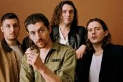 Arctic Monkeys despejaron los rumores de separación pero no confirmaron un nuevo disco