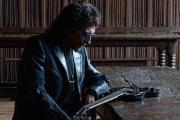 Tony Iommi vuelve con nuevo disco solista y estrena el poderoso single "World Alone"