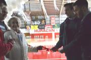 Quedó inaugurado el piso flotante del Club Huracán